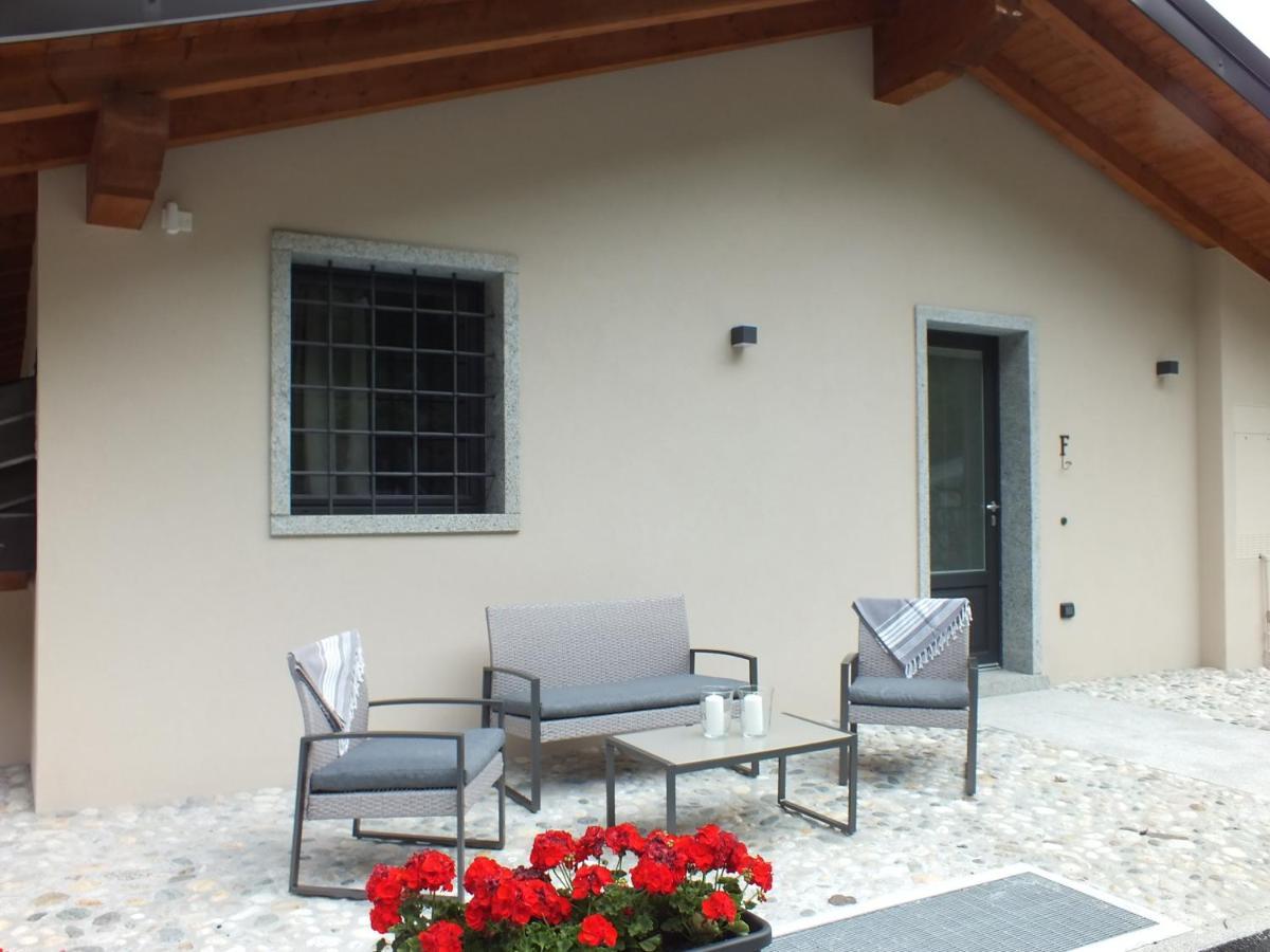Rocca D'Anfo B&B-Apartments Lake View Bagian luar foto