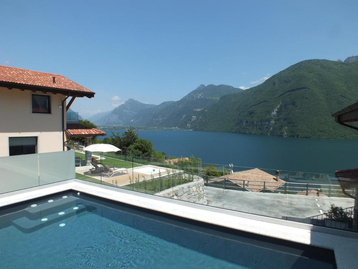 Rocca D'Anfo B&B-Apartments Lake View Bagian luar foto