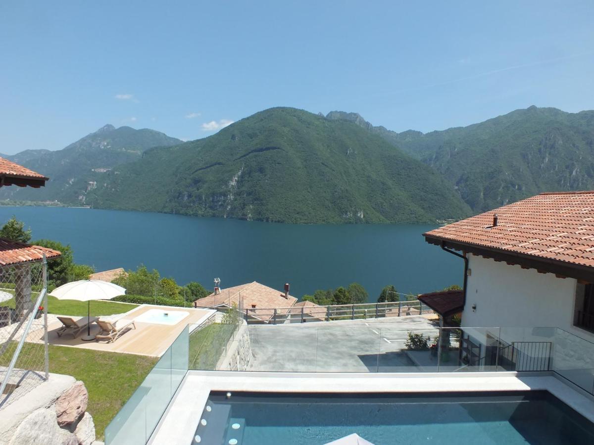Rocca D'Anfo B&B-Apartments Lake View Bagian luar foto