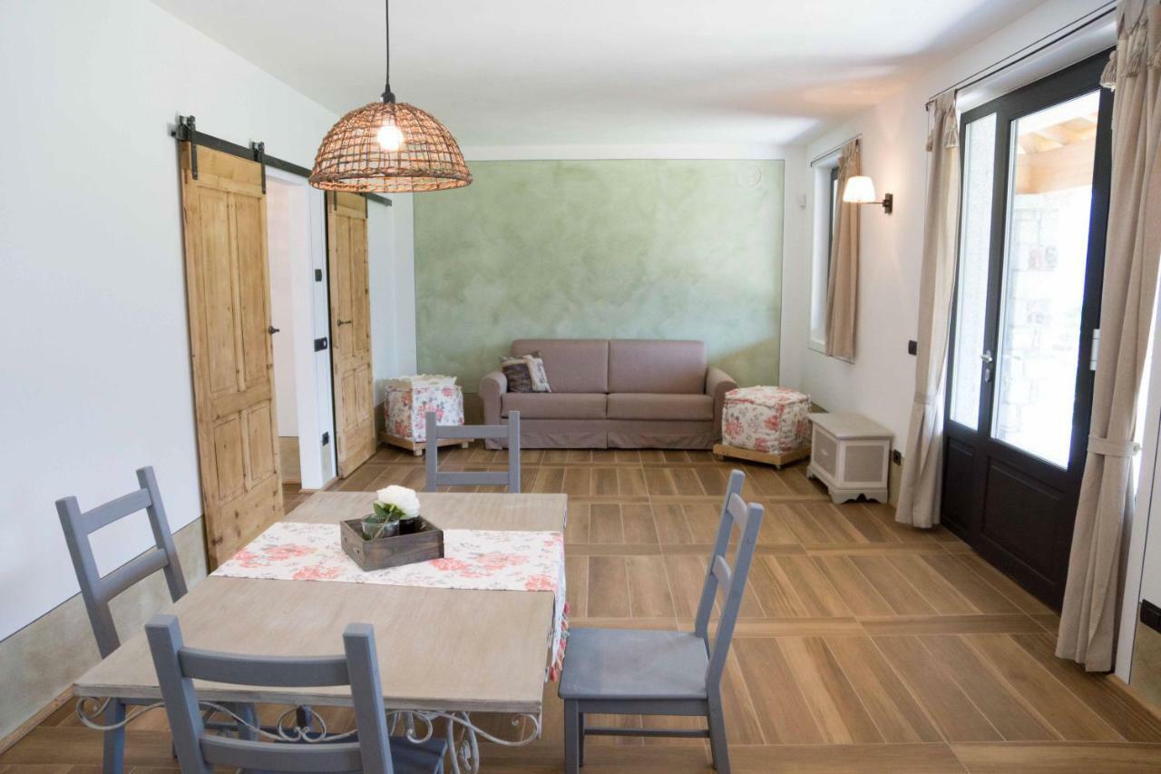 Rocca D'Anfo B&B-Apartments Lake View Bagian luar foto