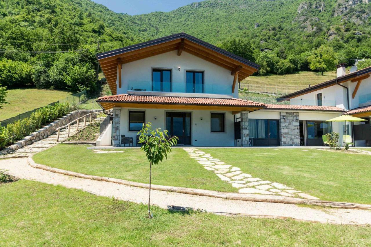 Rocca D'Anfo B&B-Apartments Lake View Bagian luar foto