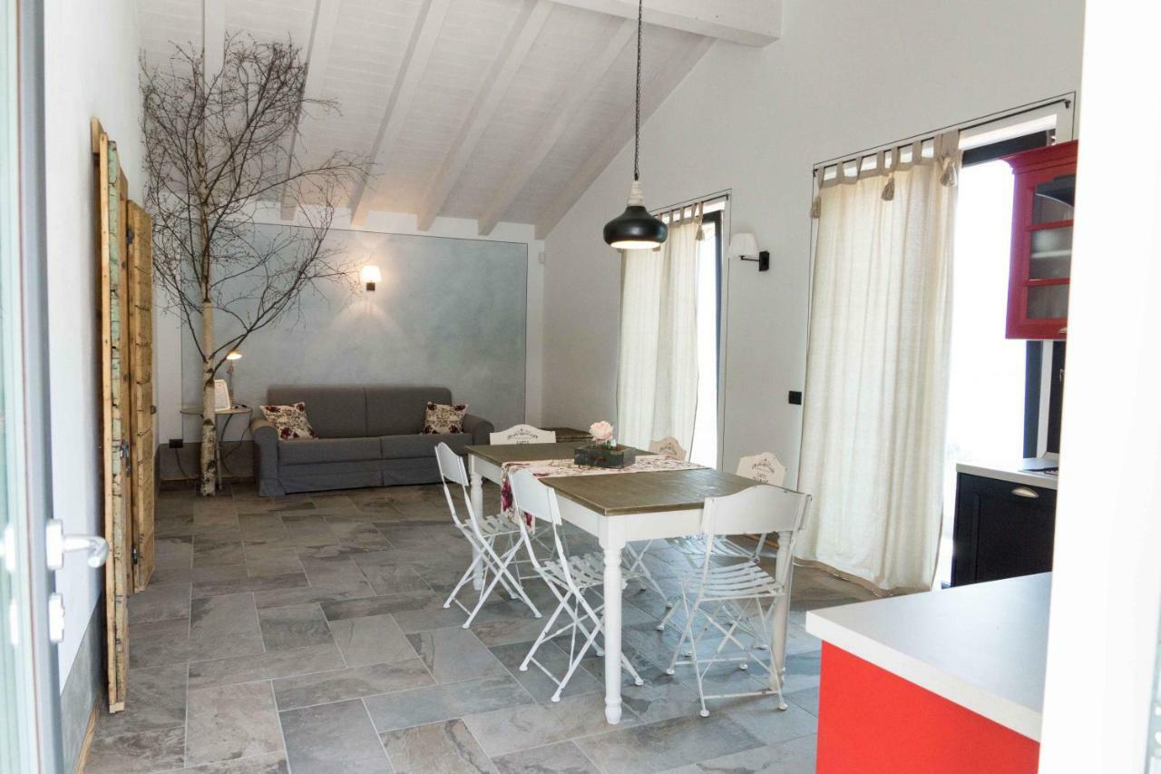 Rocca D'Anfo B&B-Apartments Lake View Bagian luar foto